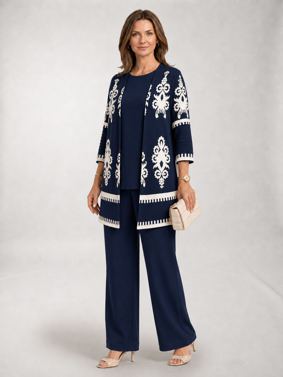Carmen™ - Elegant classic three-piece set