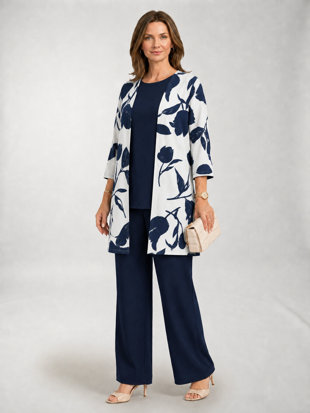 Carmen™ - Elegant classic three-piece set