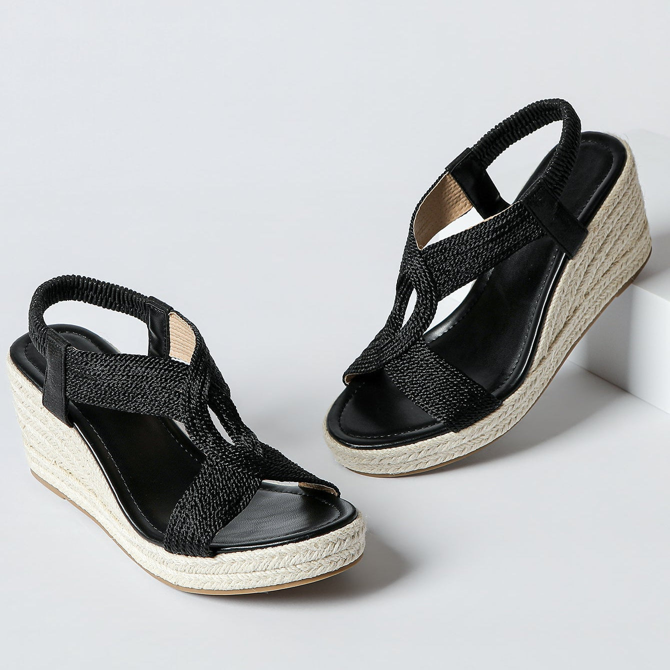 Aroa | wedge sandals with handcrafted woven detail