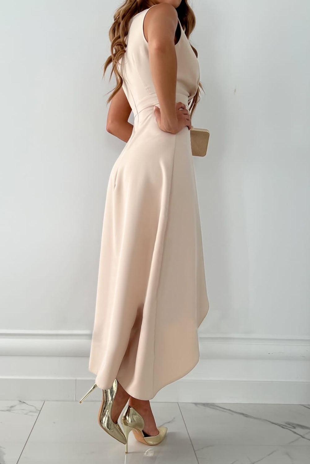 Sienna™ | Robe midi croisée à col en V
