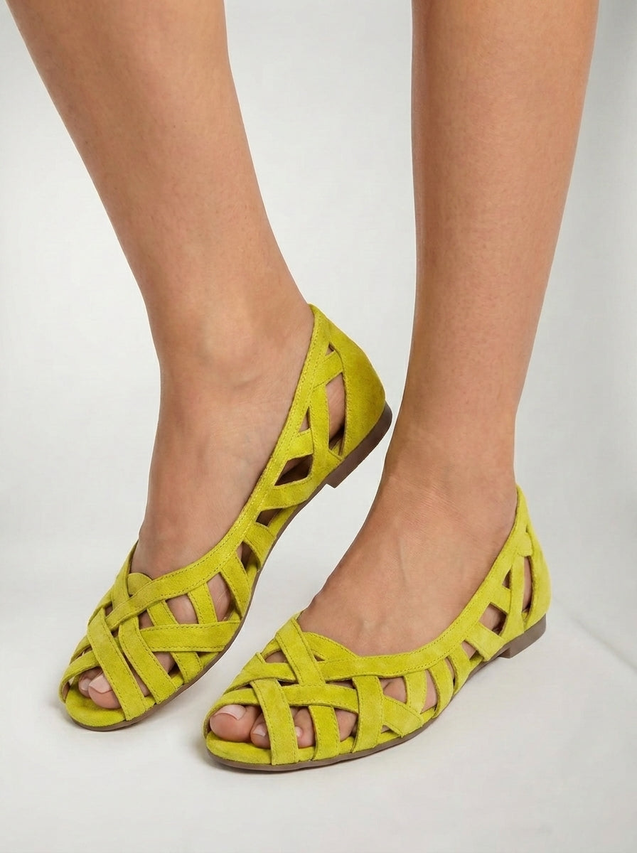 Brownie Sandals
